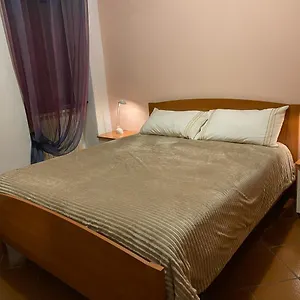 E Monti Appartamento